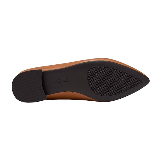 Clarks Natalyn Quartz Womens Pointed Closed Toe Loafers