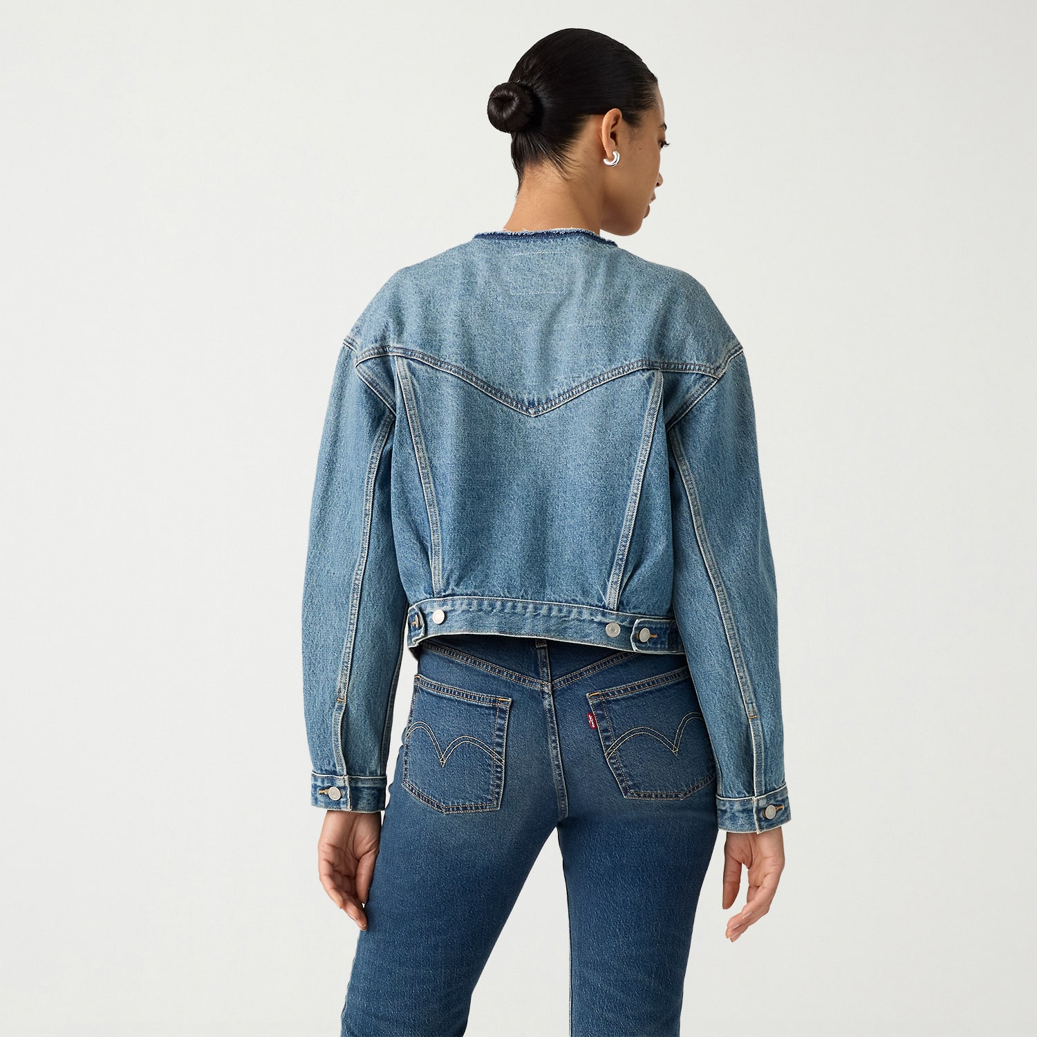 Levi's® Women's Collarless Shruken 90's Trucker Jacket