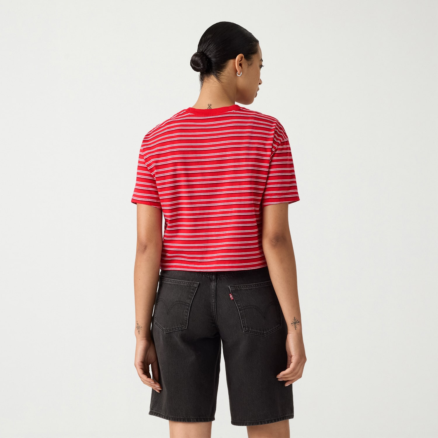 Levi's® Women's Short Sleeve Cropped Anyday Tee