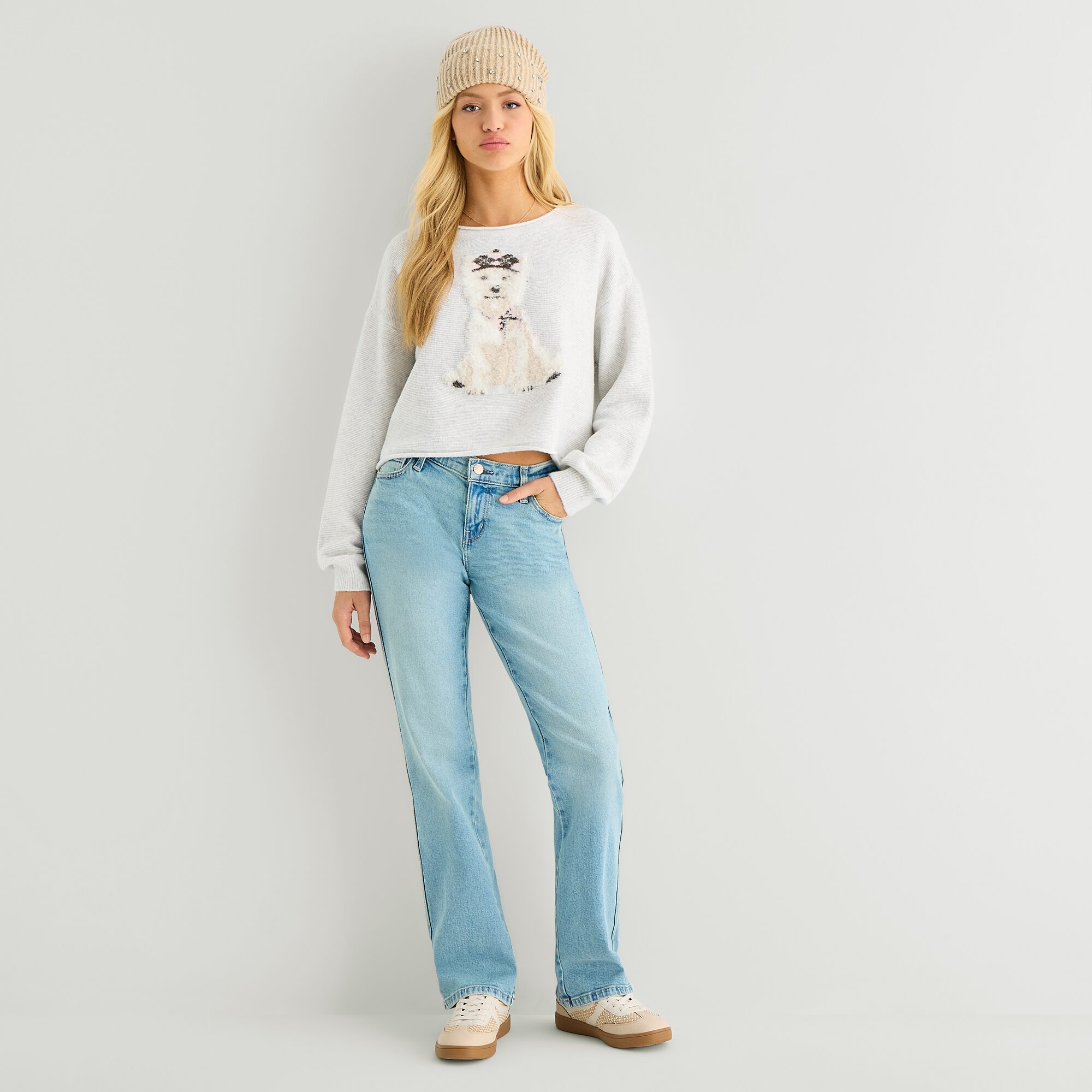 Arizona Juniors Womens Crew Neck Long Sleeve Pullover Sweater