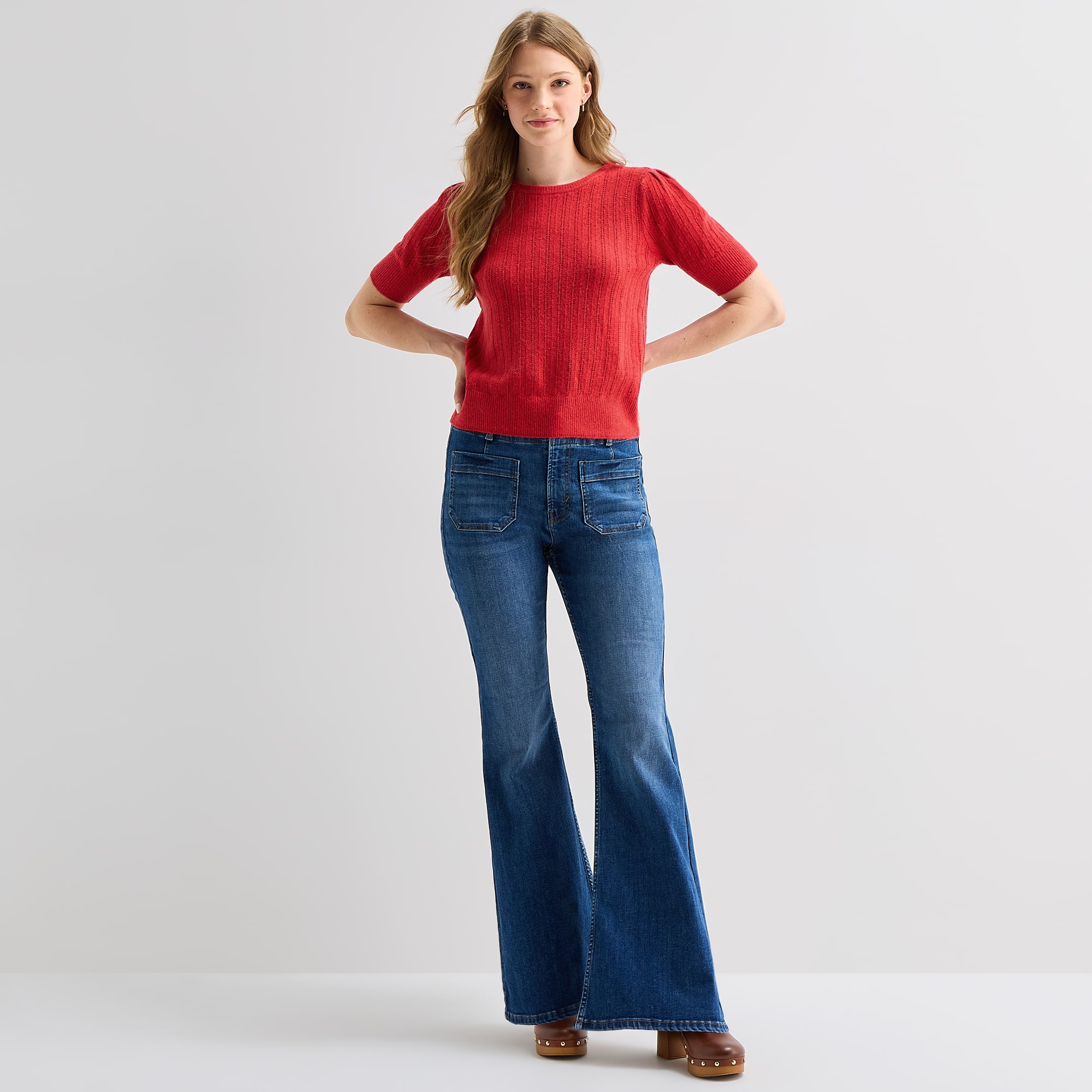 A.N.A Womens Crew Neck Short Sleeve Pullover Sweater