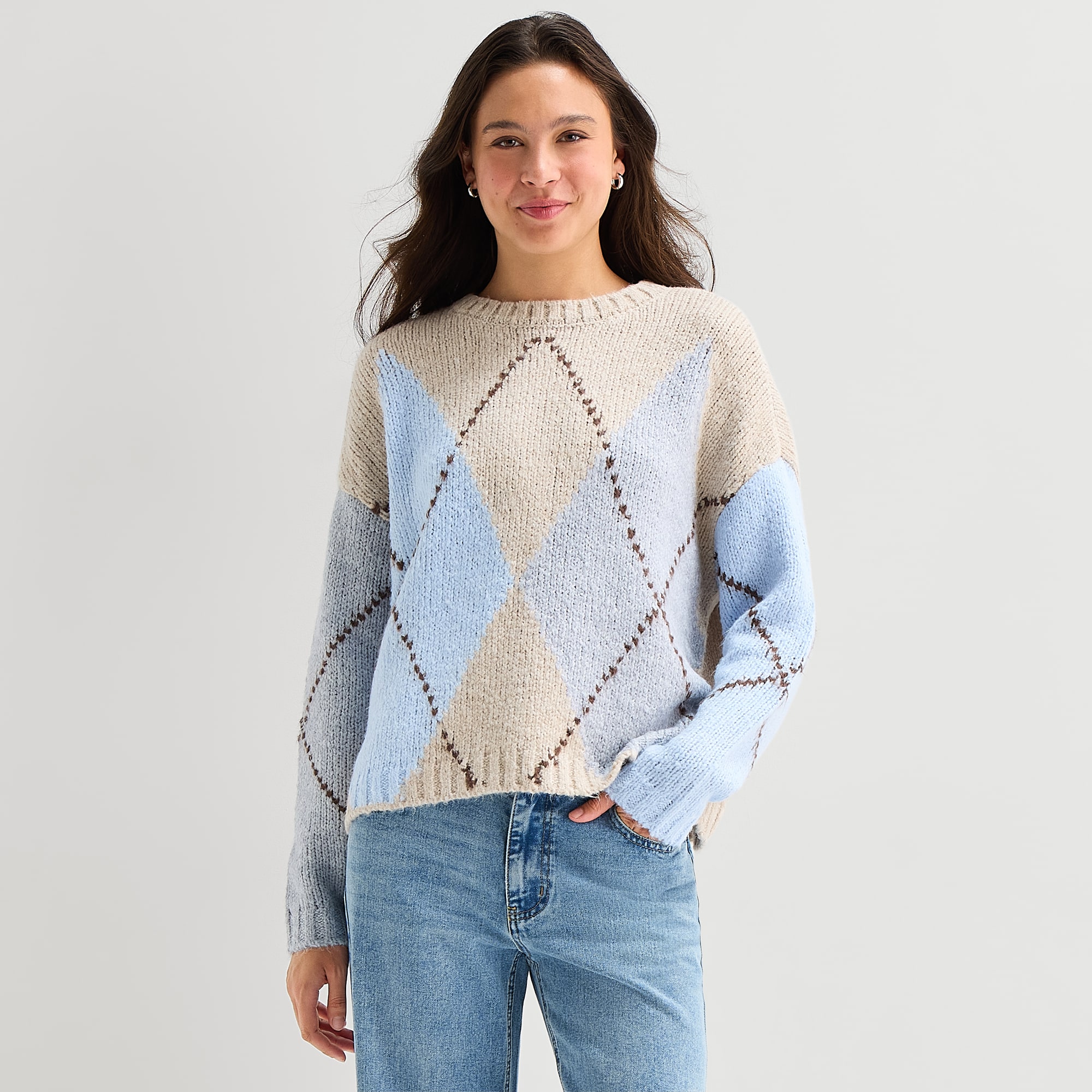 Arizona Juniors Womens Crew Neck Long Sleeve Argyle Pullover Sweater