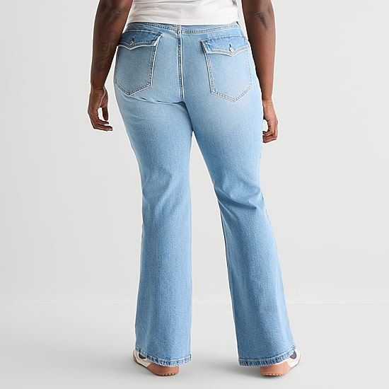 Arizona Womens Juniors Plus Low Rise Bootcut Jean