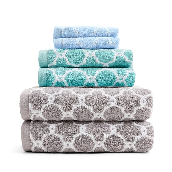 Liz Claiborne Signature Lattice Plush Bath Towel