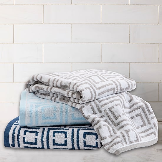 Liz Claiborne Signature Plush Logo 6-pc. Bath Towel Set