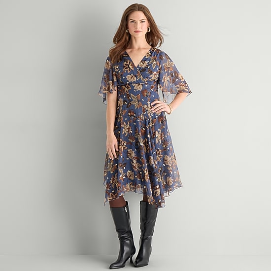 Rabbit Rabbit Rabbit Design Womens V Neck Short Sleeve Cape Chiffon Floral Fit + Flare Dress