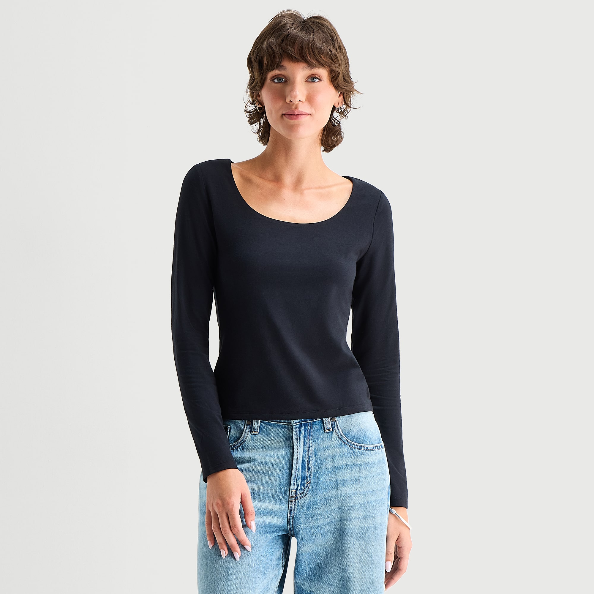 A.N.A Womens Scoop Neck Long Sleeve T-Shirt
