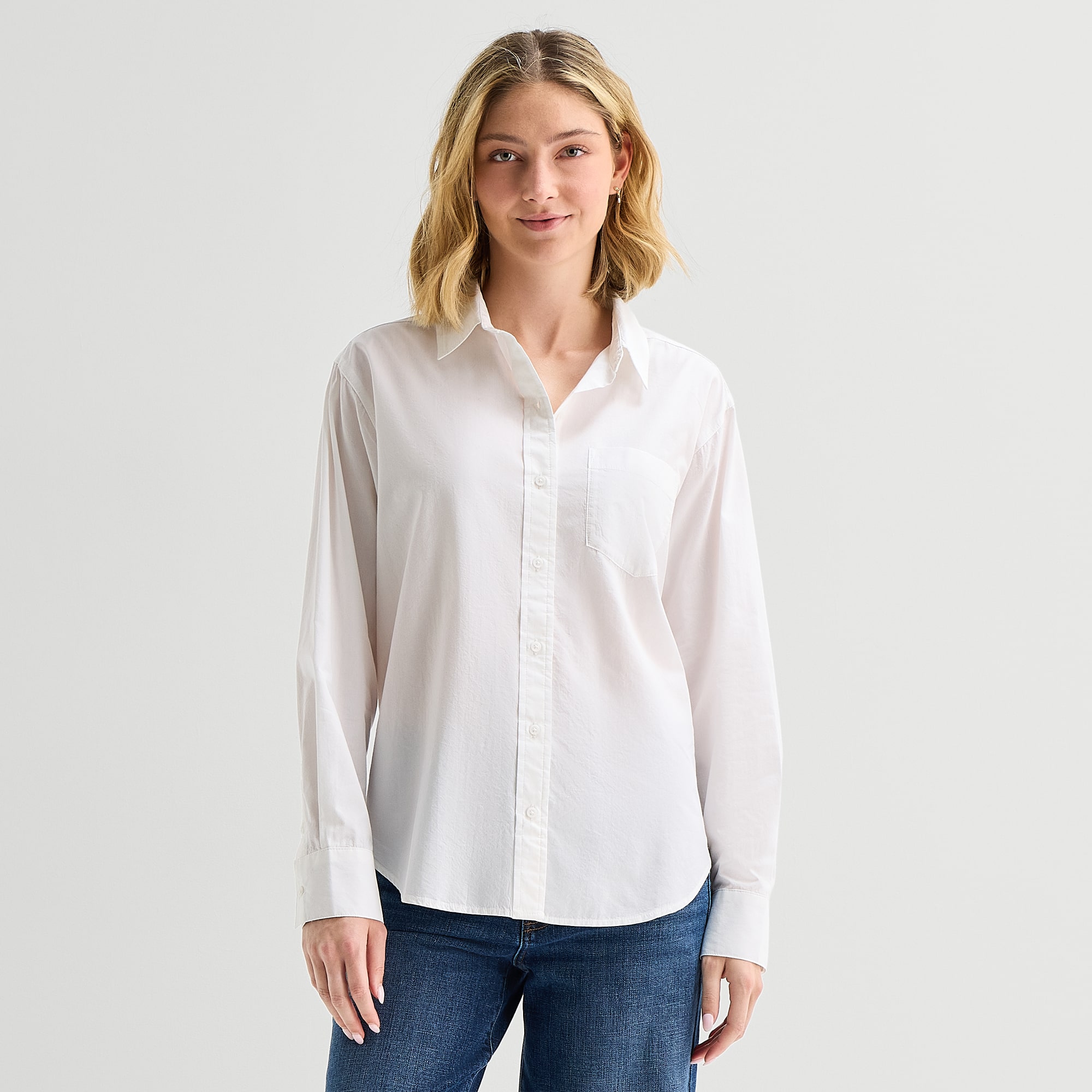 A.N.A Womens Cuffed Long Sleeve Oversized Button-Down Shirt