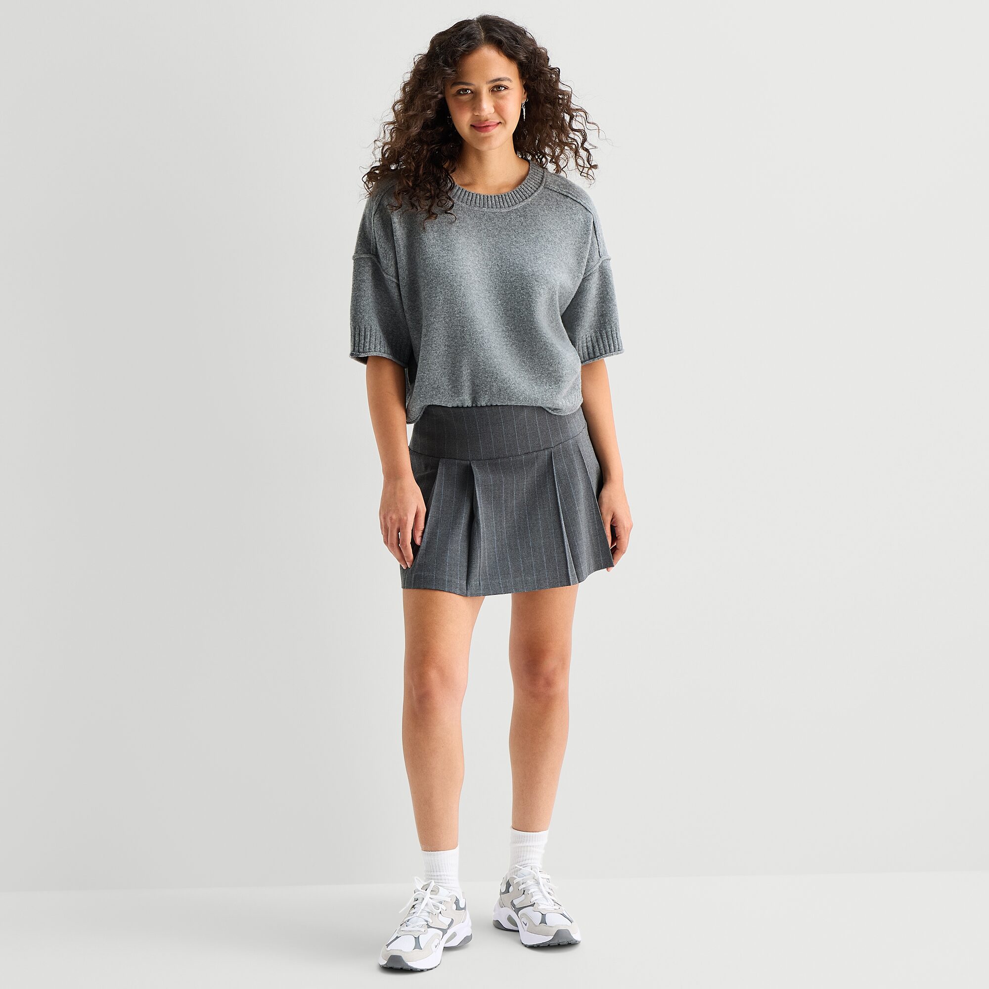A.N.A Womens Crew Neck Short Sleeve Pullover Sweater