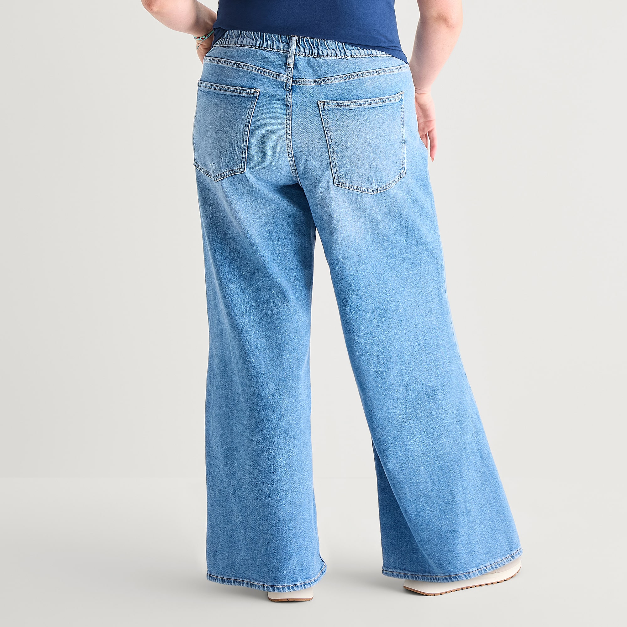 Arizona Curvy Womens Juniors Plus Low Rise Baggy Fit Jean