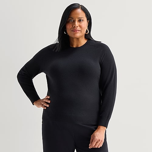 Liz Claiborne Plus Luxe Womens Crew Neck Long Sleeve Pullover Sweater In Black