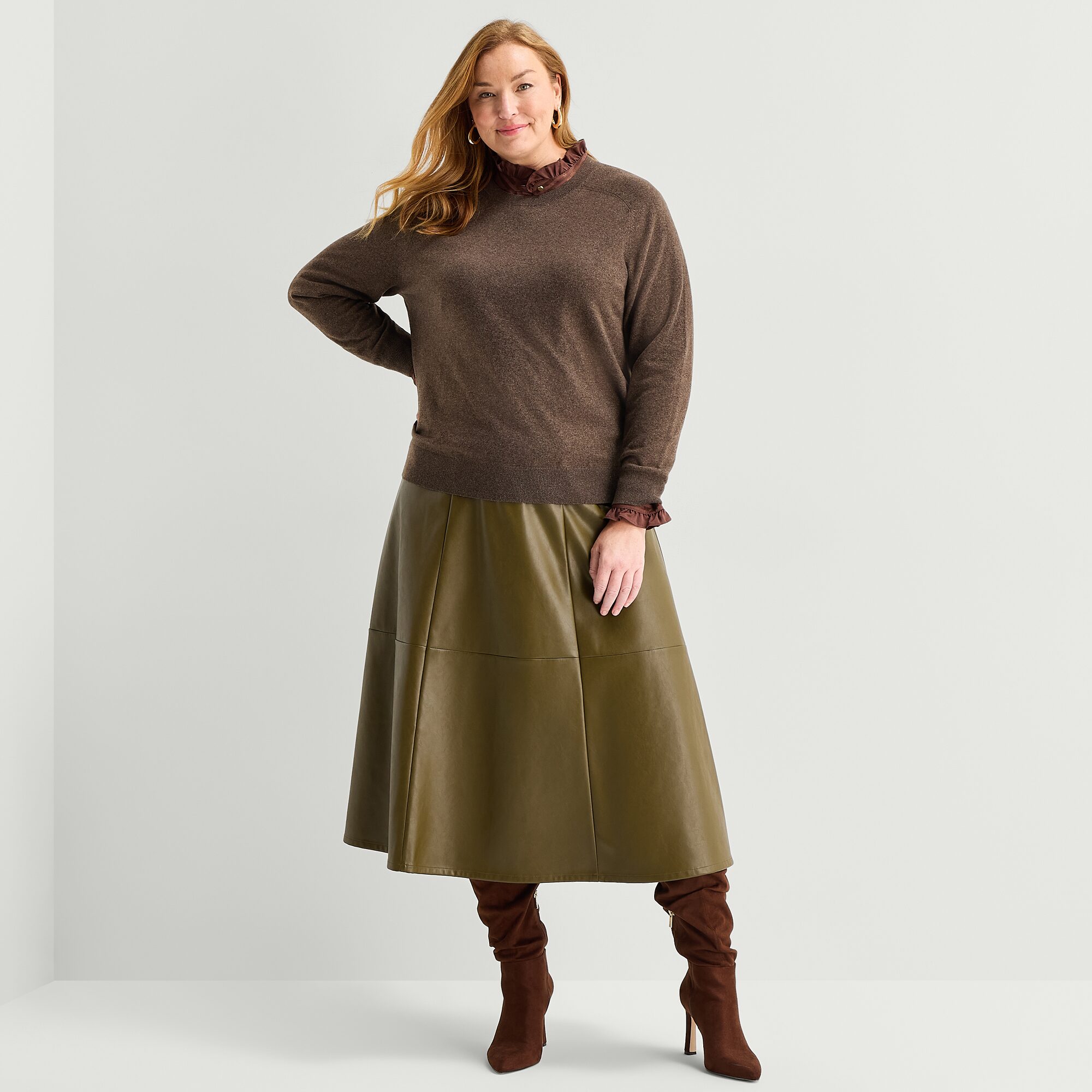 Liz Claiborne Plus Luxe Womens Crew Neck Long Sleeve Pullover Sweater