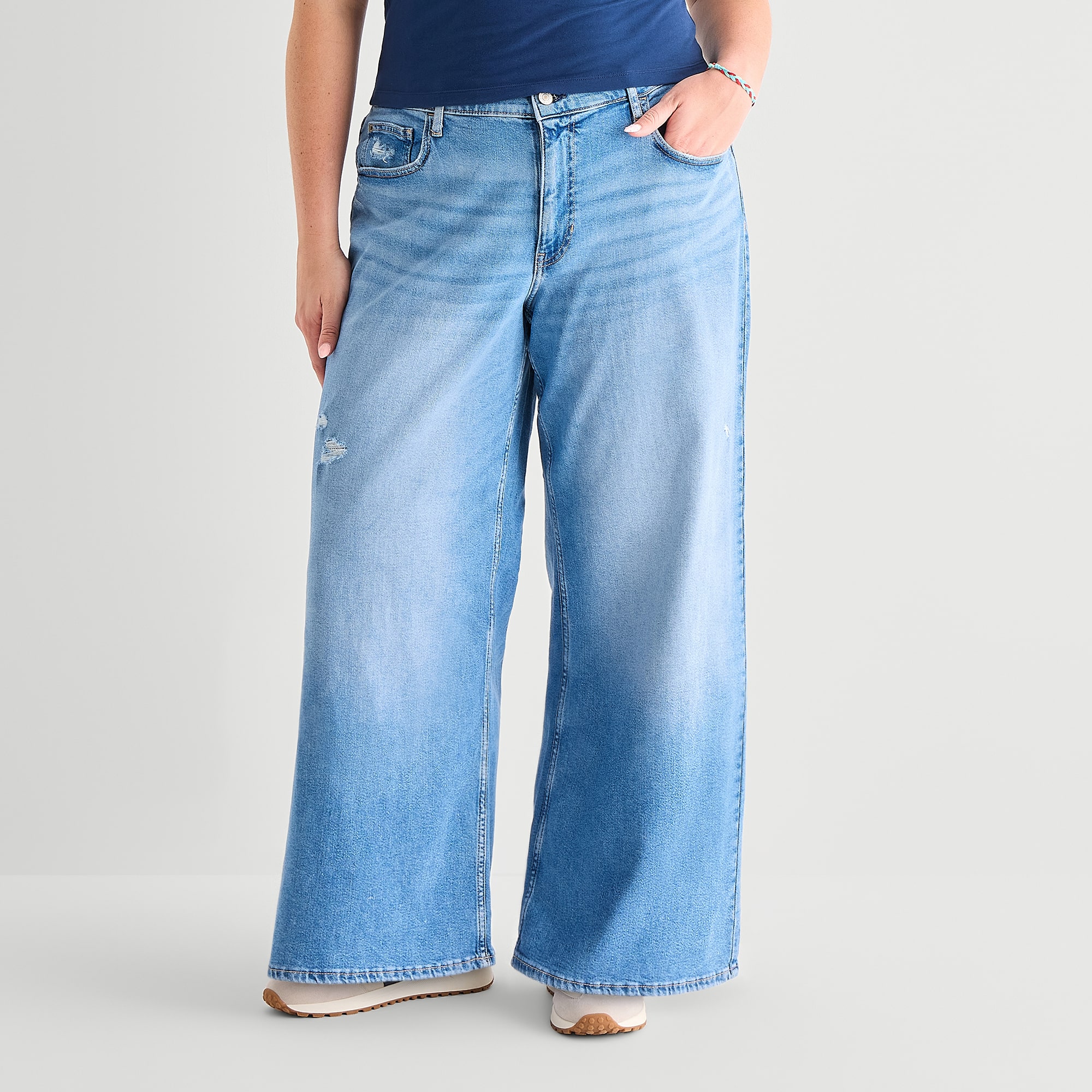 Arizona Curvy Womens Juniors Plus Low Rise Baggy Fit Jean