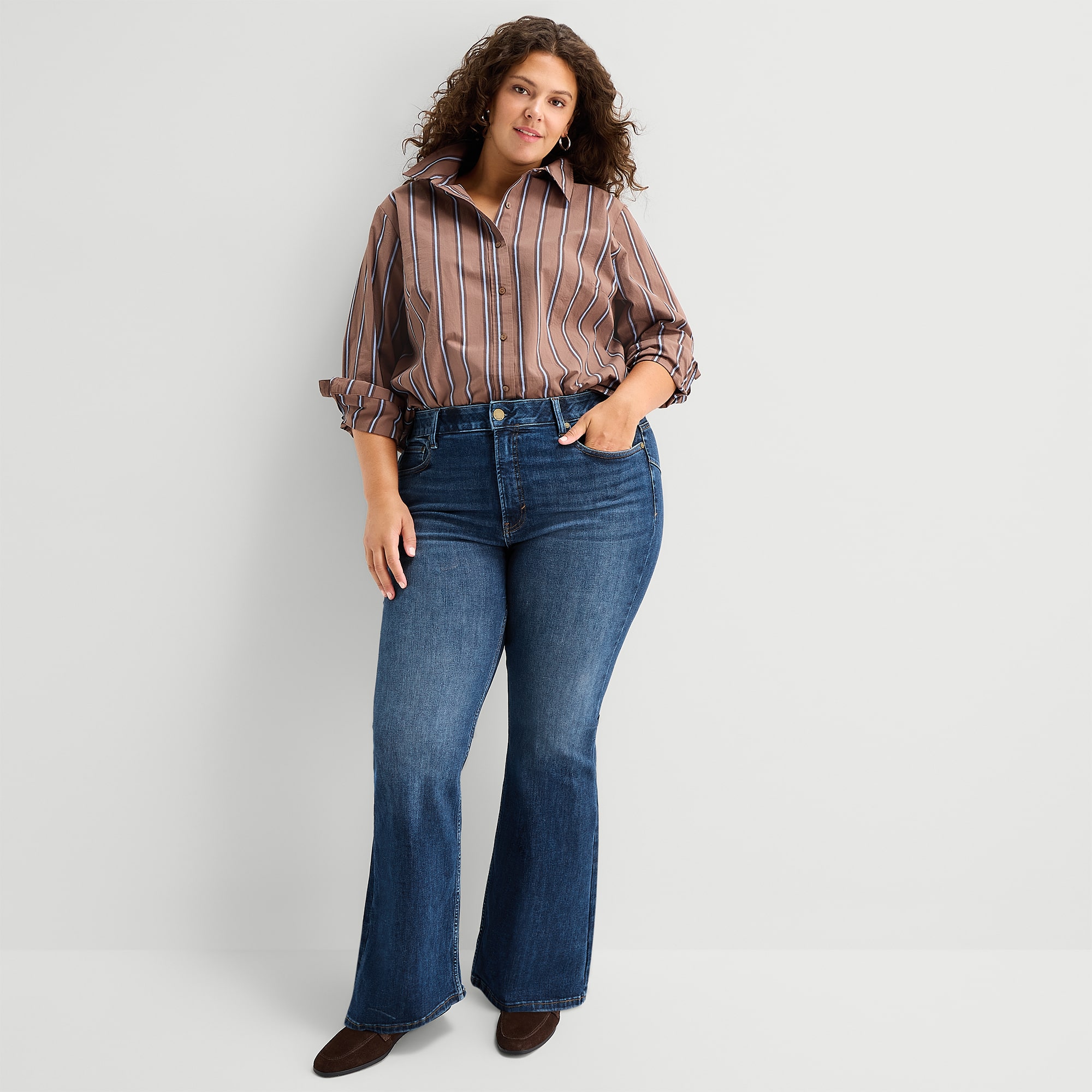 A.N.A Womens High Rise Flare Leg Jean