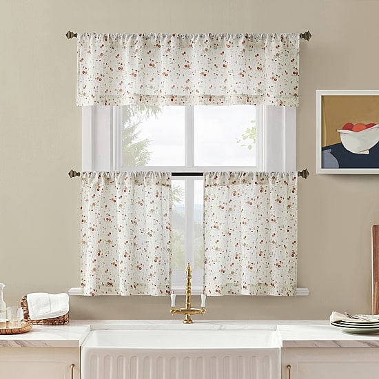 No 918 Mirabelle Ditsy Floral Rod Pocket Tailored Valance