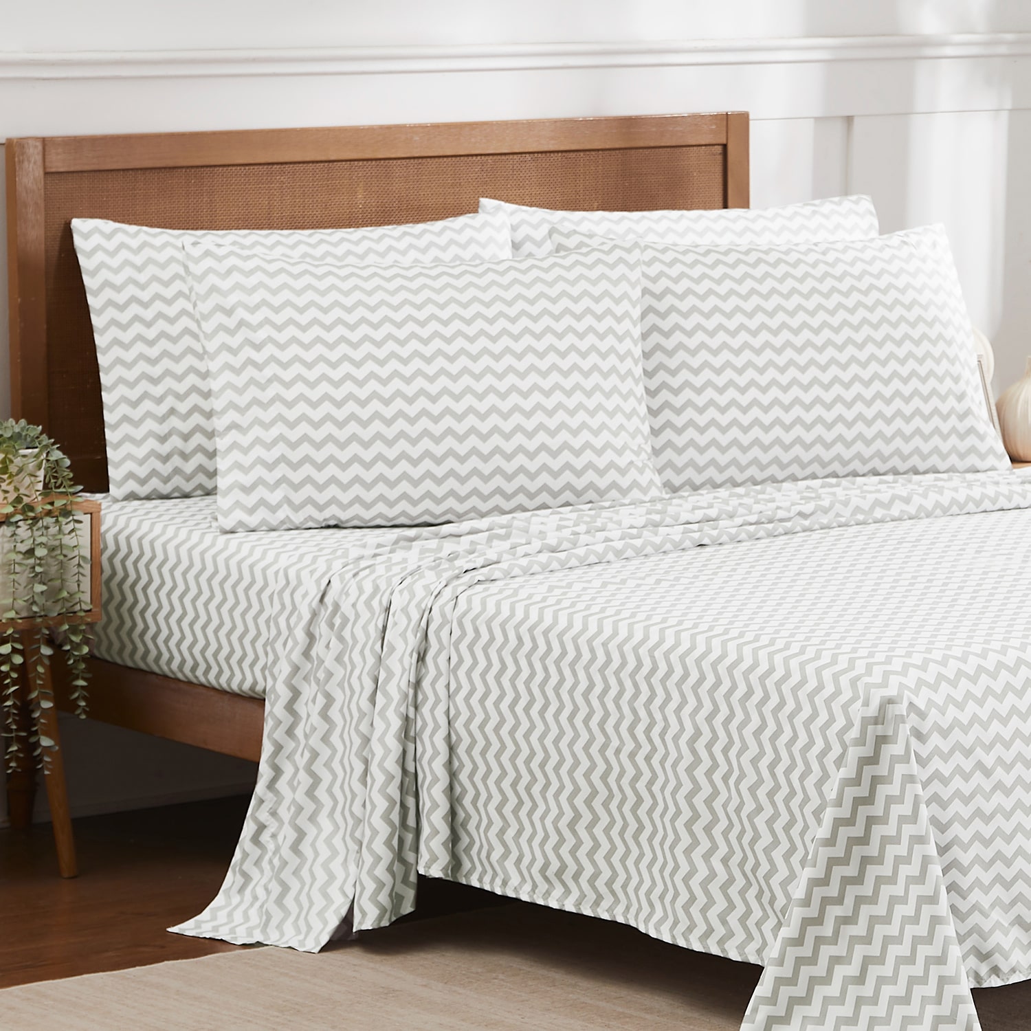 Sweet Home Collection™ 6 Piece Chevron Printed Gray Sheet Set, Deluxe Ultra Soft 1500 Series, Double Brushed Microfiber