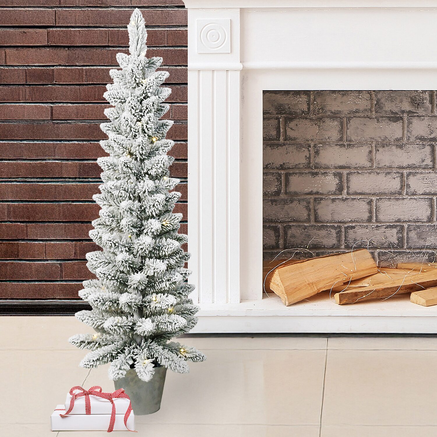 Traditional 4 Foot Potted Pine Christmas Tree