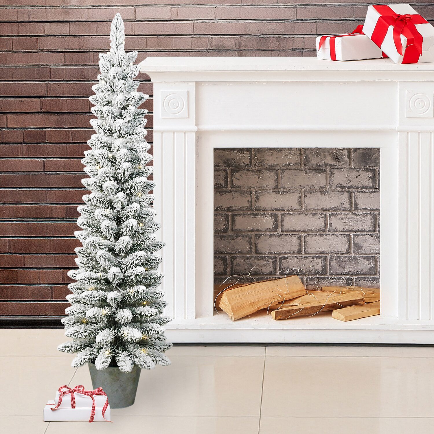 Traditional 5 Foot Potted Pine Christmas Tree
