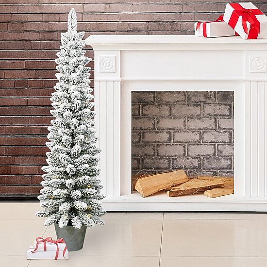 Traditional 5 Foot Potted Pine Christmas Tree