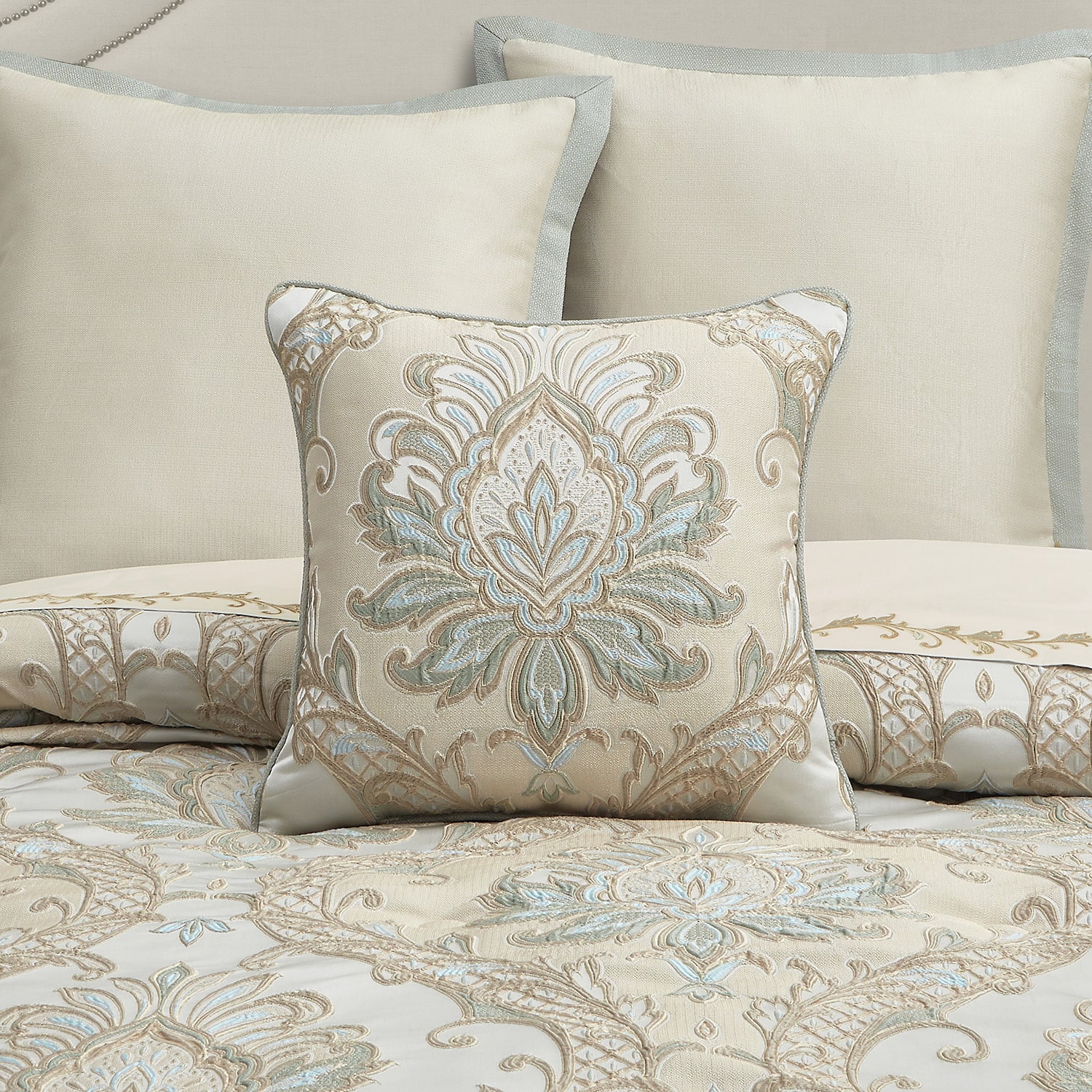 Queen Street Reina Square Throw Pillow