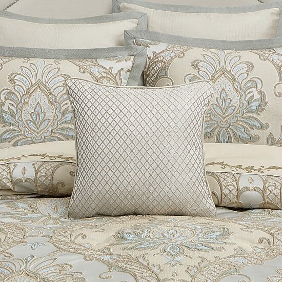 Queen Street Reina Square Throw Pillow