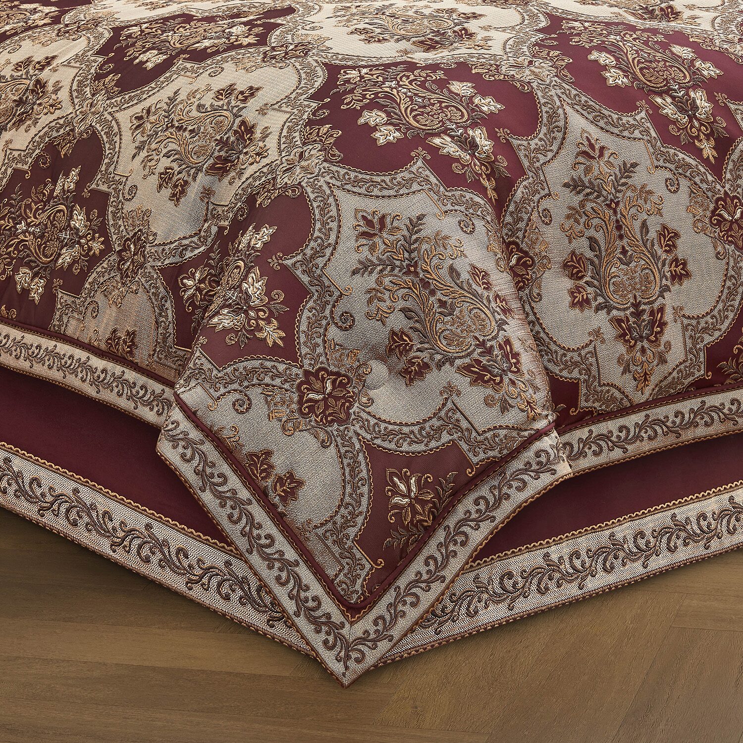 Queen Street Prestyn 4-pc. Comforter Set