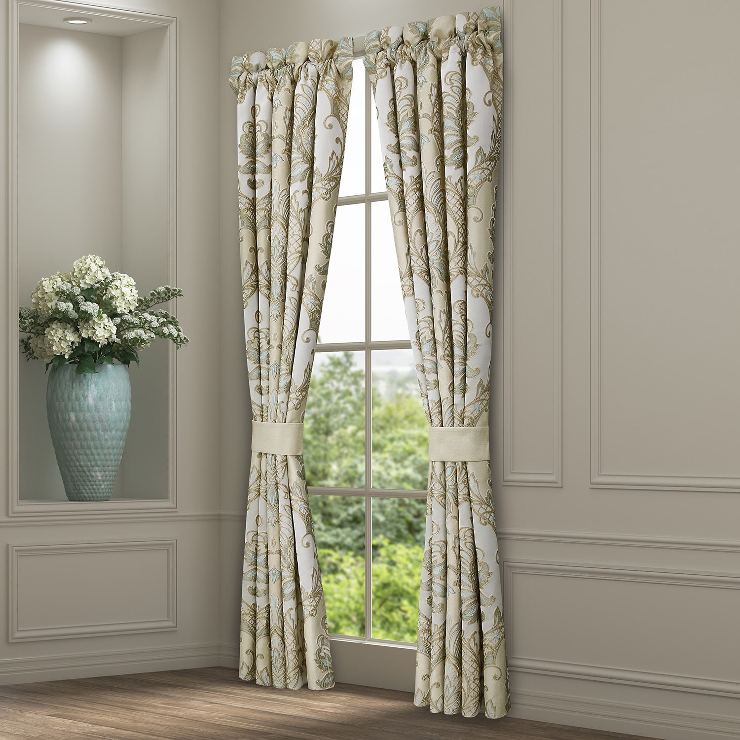 Queen Street Reina Rod Pocket Room Darkening Set of 2 Curtain Panel