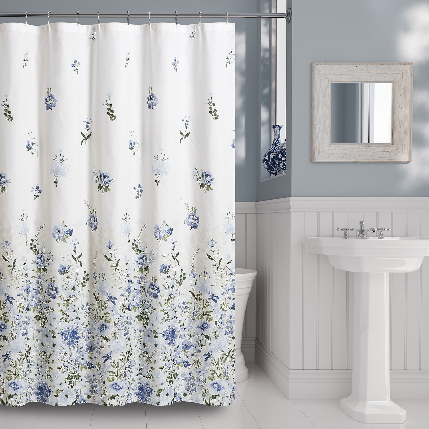Royal Court Kourtney Shower Curtain
