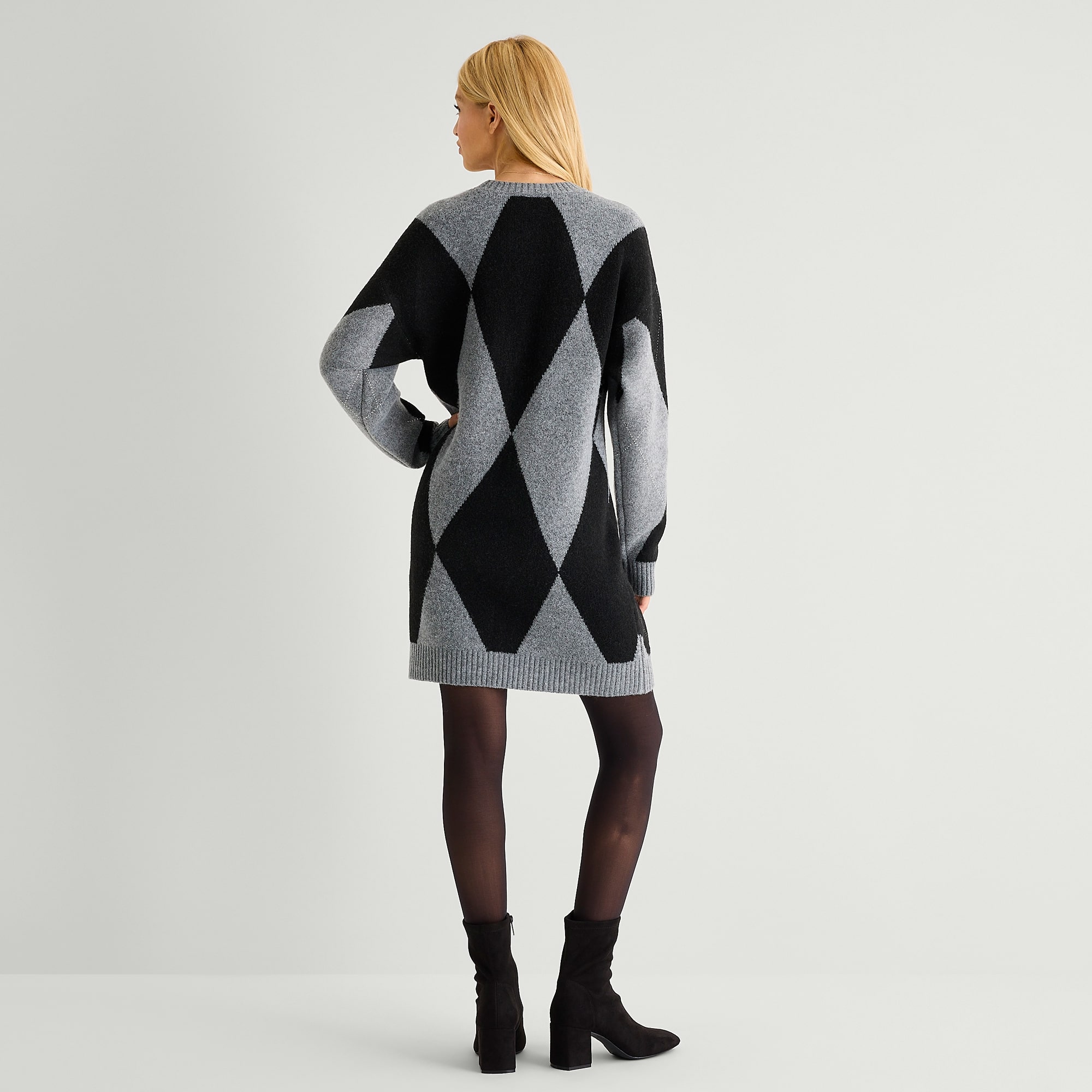 Byer California Womens Juniors Long Sleeve Argyle Sweater Dress