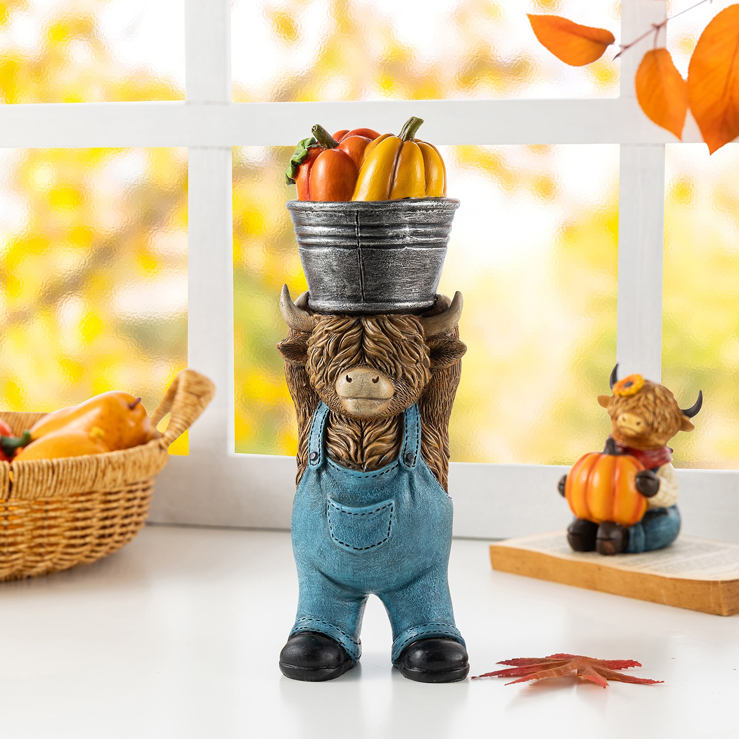 Glitzhome 11" Resin Highland Cow Thanksgiving Tabletop Decor