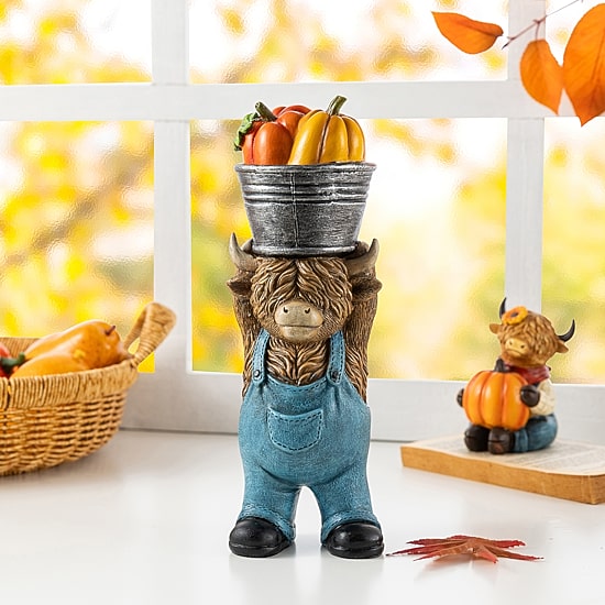 Glitzhome 11" Resin Highland Cow Tabletop Decor