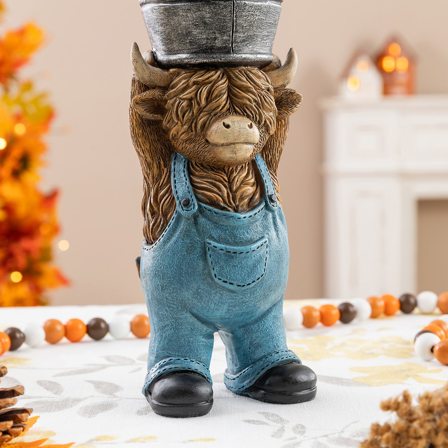 Glitzhome 11" Resin Highland Cow Thanksgiving Tabletop Decor
