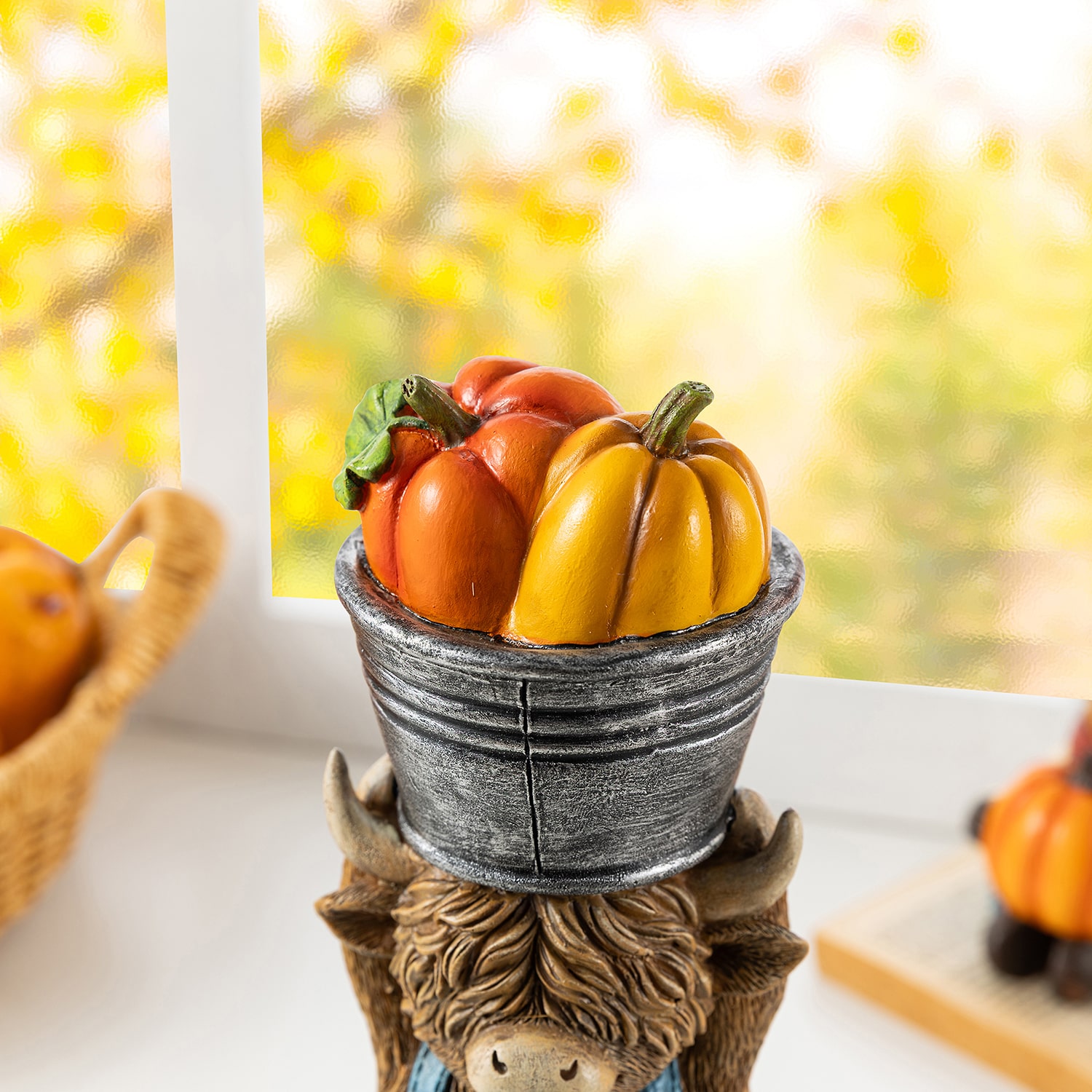 Glitzhome 11" Resin Highland Cow Thanksgiving Tabletop Decor