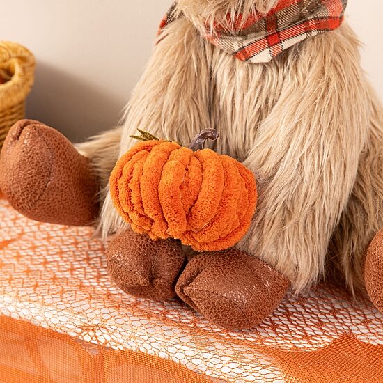 Glitzhome 18" Fabric Highland Cow Tabletop Decor