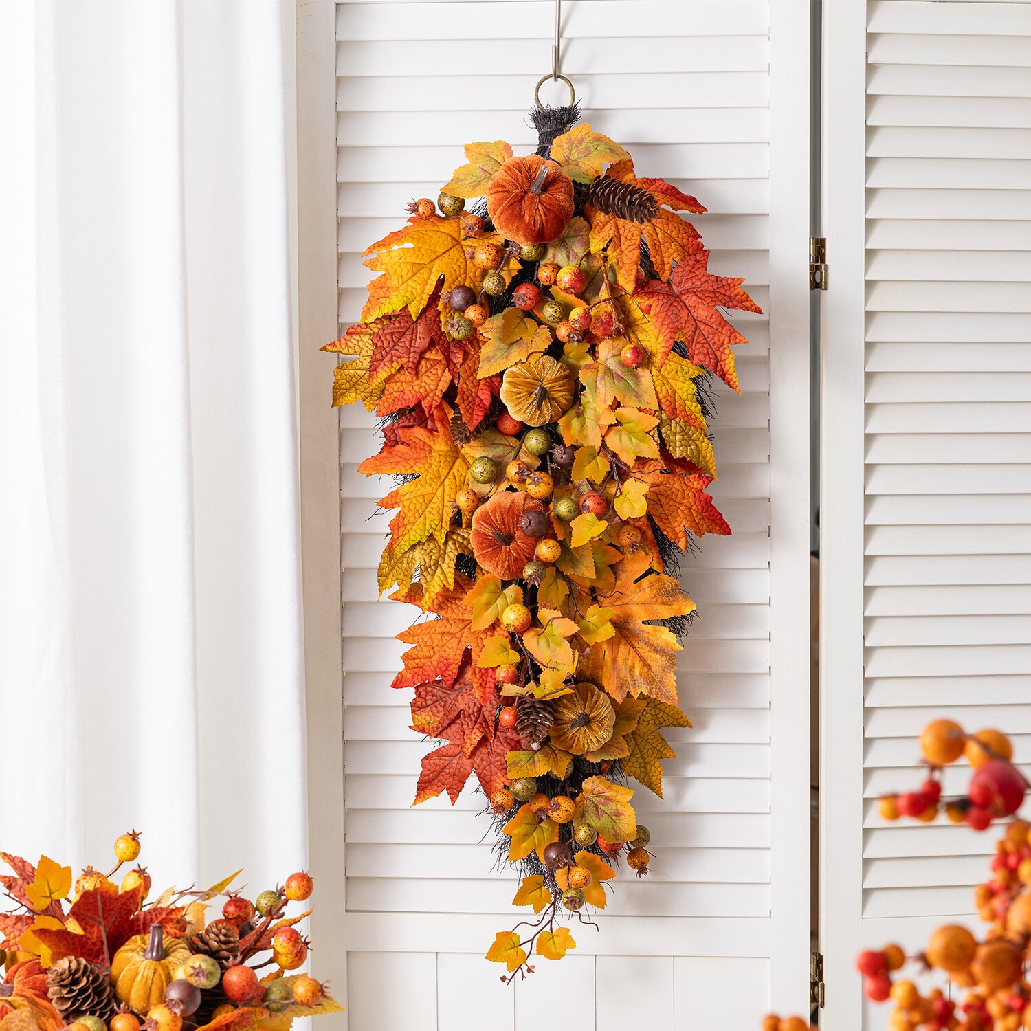 Glitzhome 28" Pinecone And Berry Wreath
