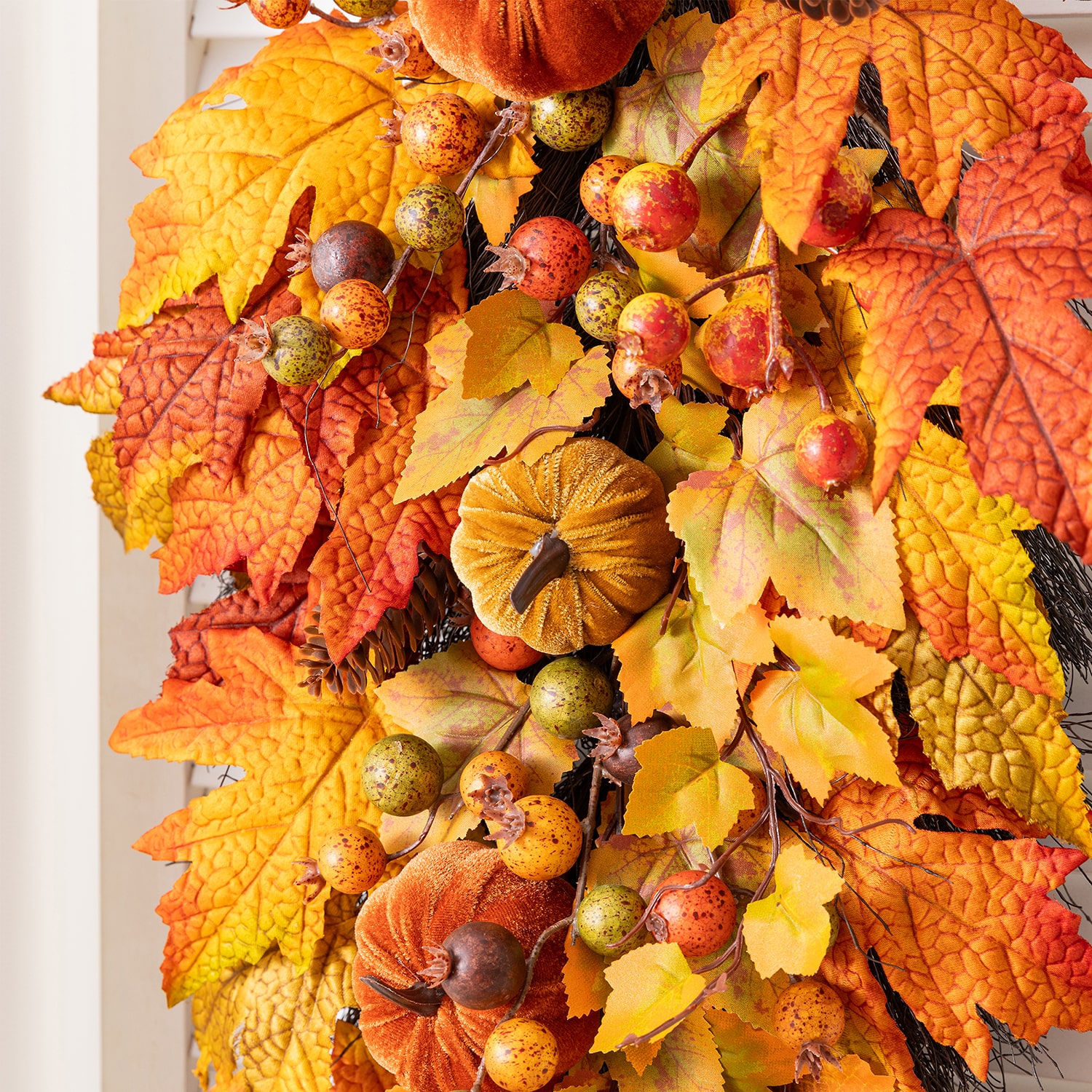 Glitzhome 28" Pinecone And Berry Wreath