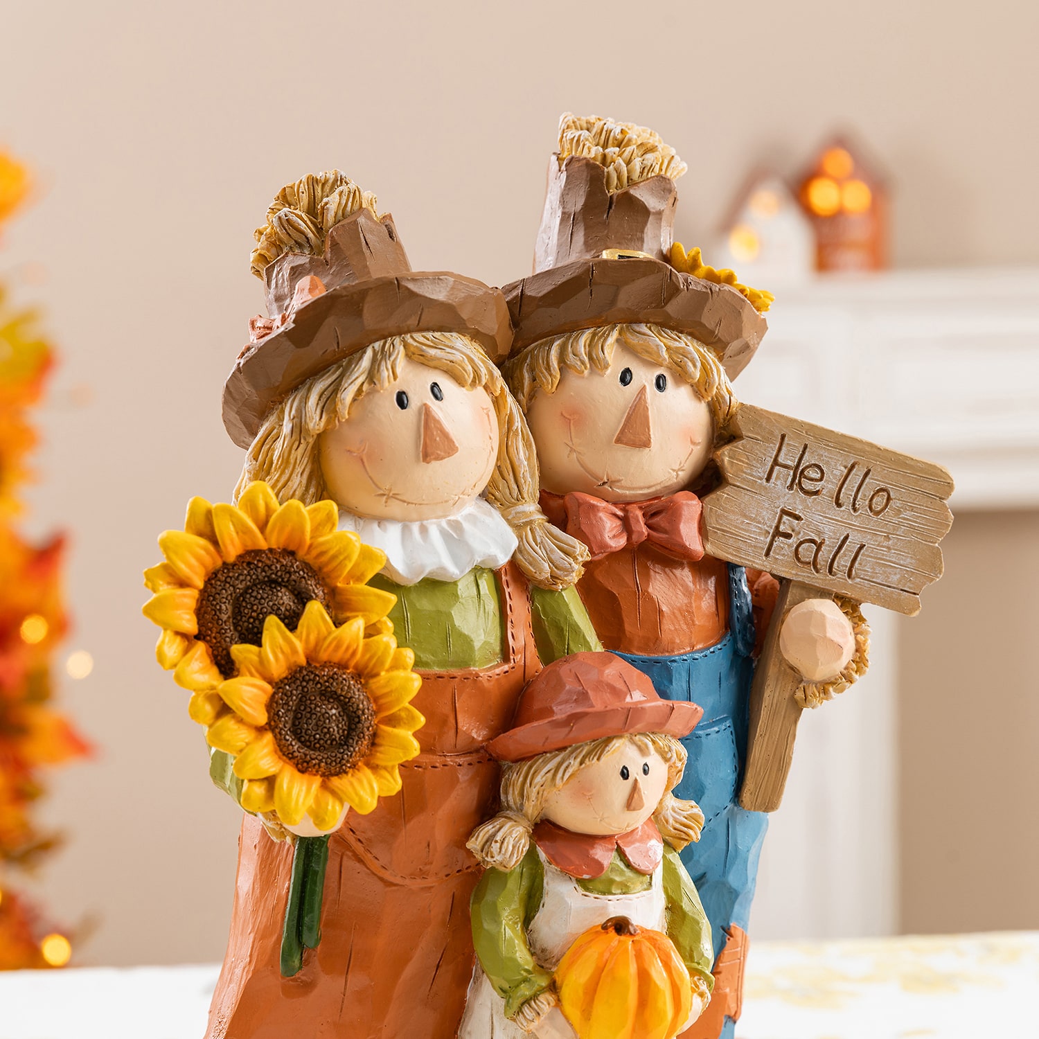 Glitzhome 11" Resin Scarecrow Family Thanksgiving Tabletop Decor