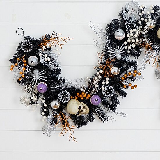Nearly Natural 6ft Black Skulls Eyeballs Spiders Indoor Garland