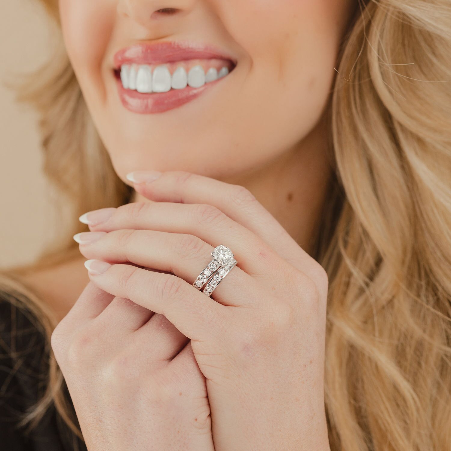 (F / Vs2) Unisex Adult 5 CT. T.W. Lab Grown White Diamond 10K Gold Round Side Stone Bridal Set