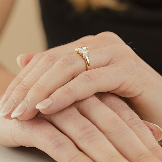 (F / Vs2) Womens 2 CT. T.W. Lab Grown White Diamond 10K Gold Oval 5-Stone Engagement Ring