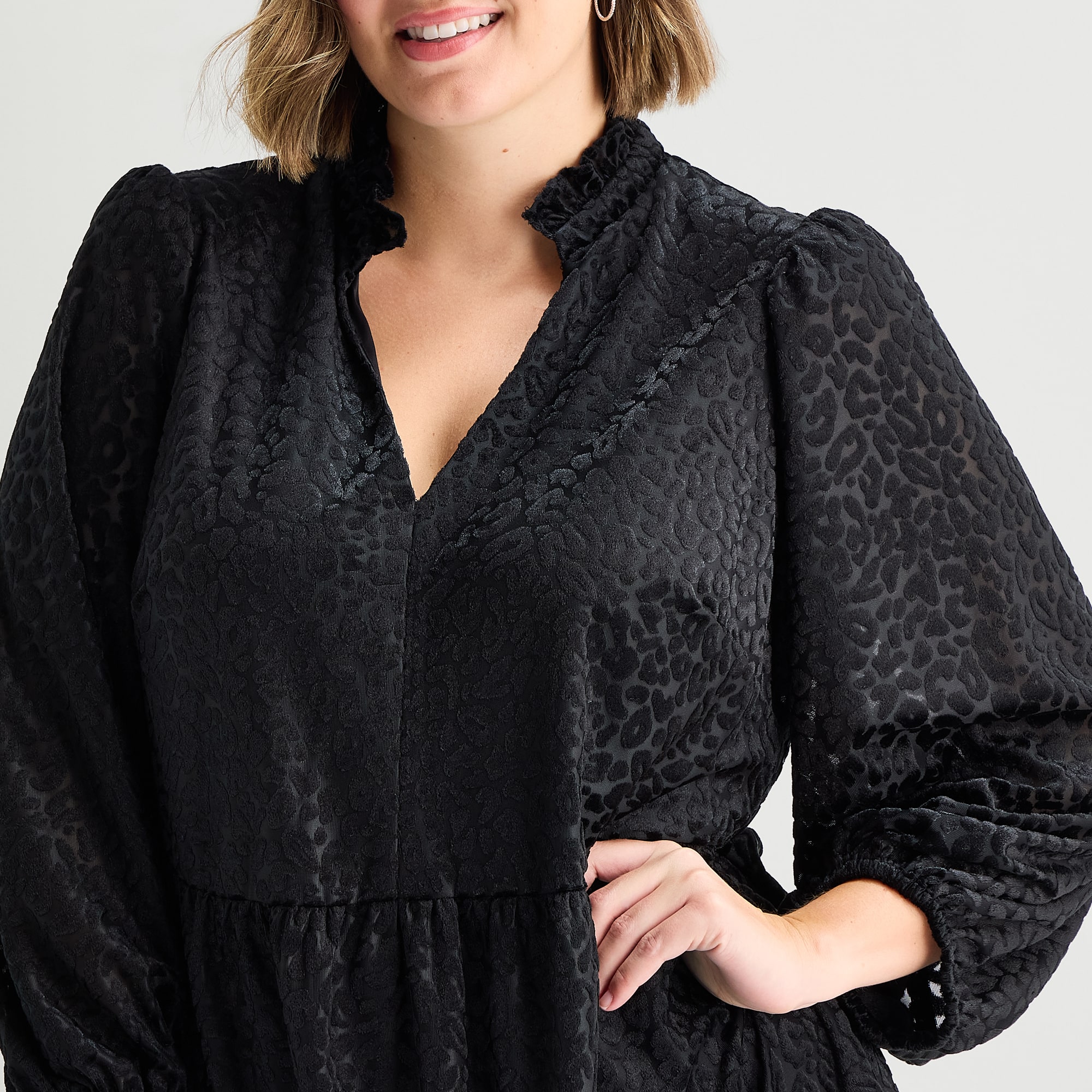 Melonie T Womens Plus V Neck Long Sleeve Velvet Babydoll Dress
