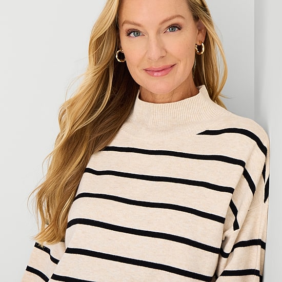 Liz Claiborne Womens Mock Neck Short Sleeve Striped Pullover Sweater
