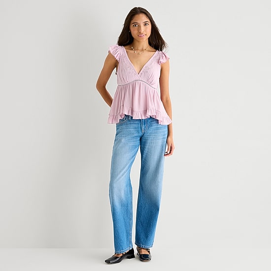 Arizona Womens Juniors V Neck Short Sleeve Blouse