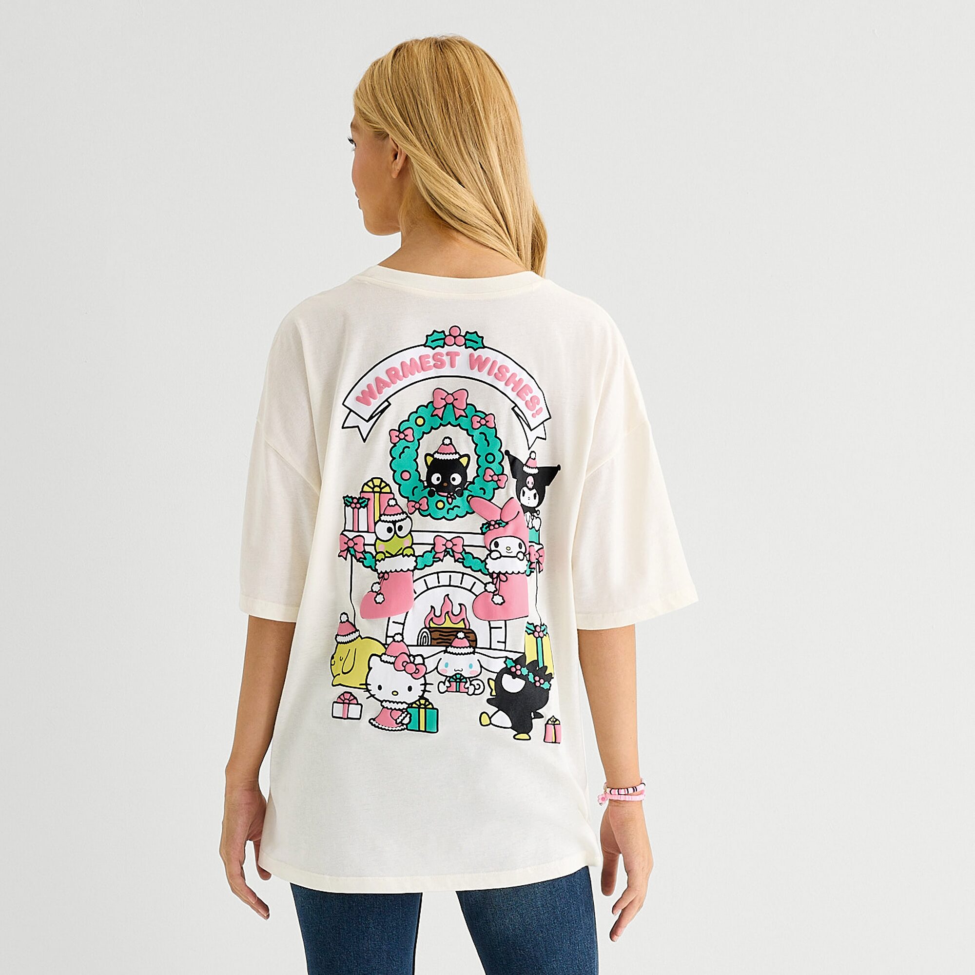 Sanrio Holiday Oversized Tee Womens Juniors Crew Neck Short Sleeve Hello Kitty Graphic T-Shirt