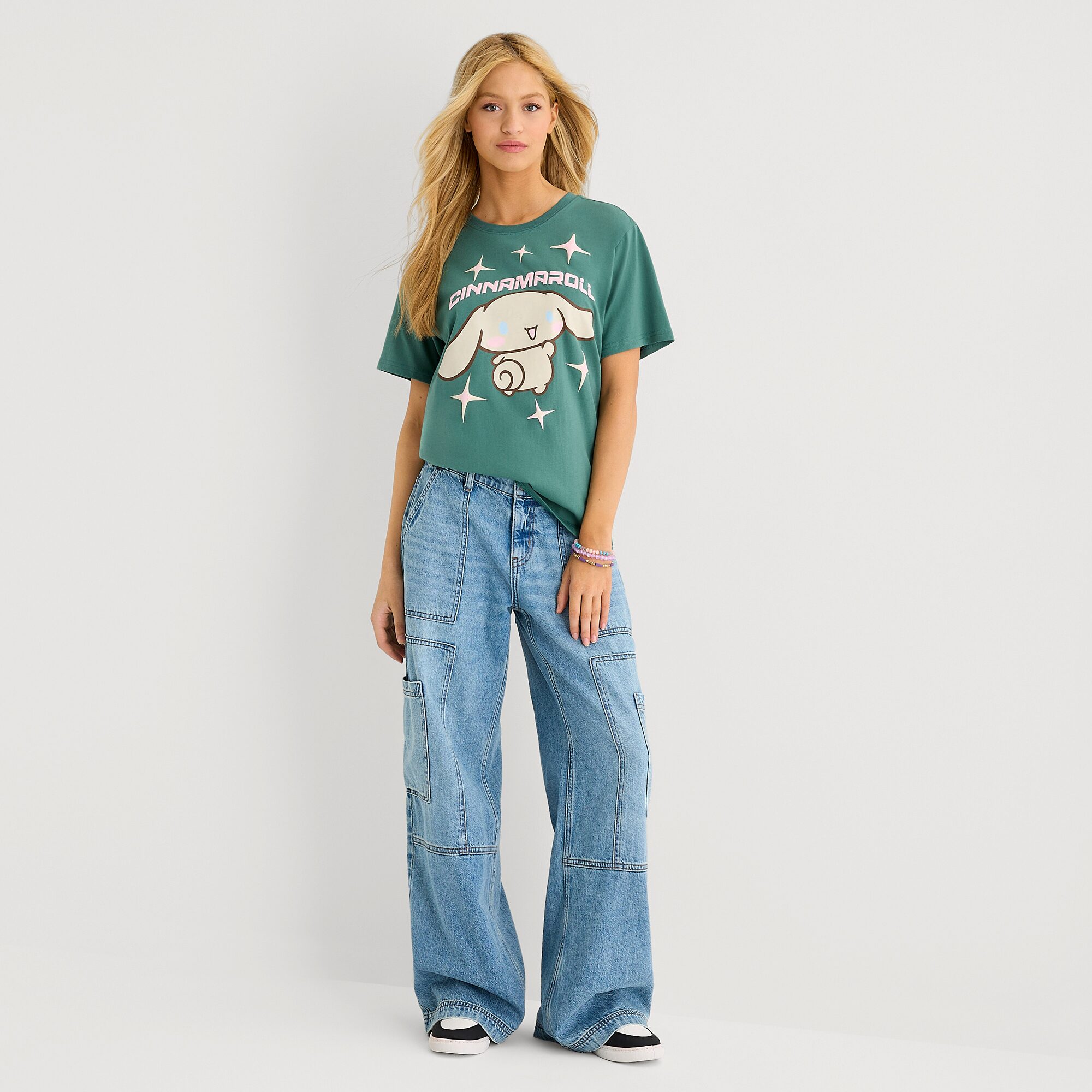 Grayson Threads, The Label Cinnamoroll Boyfriend Tee Womens Juniors Crew Neck Short Sleeve Relaxed Fit Graphic T-Shirt