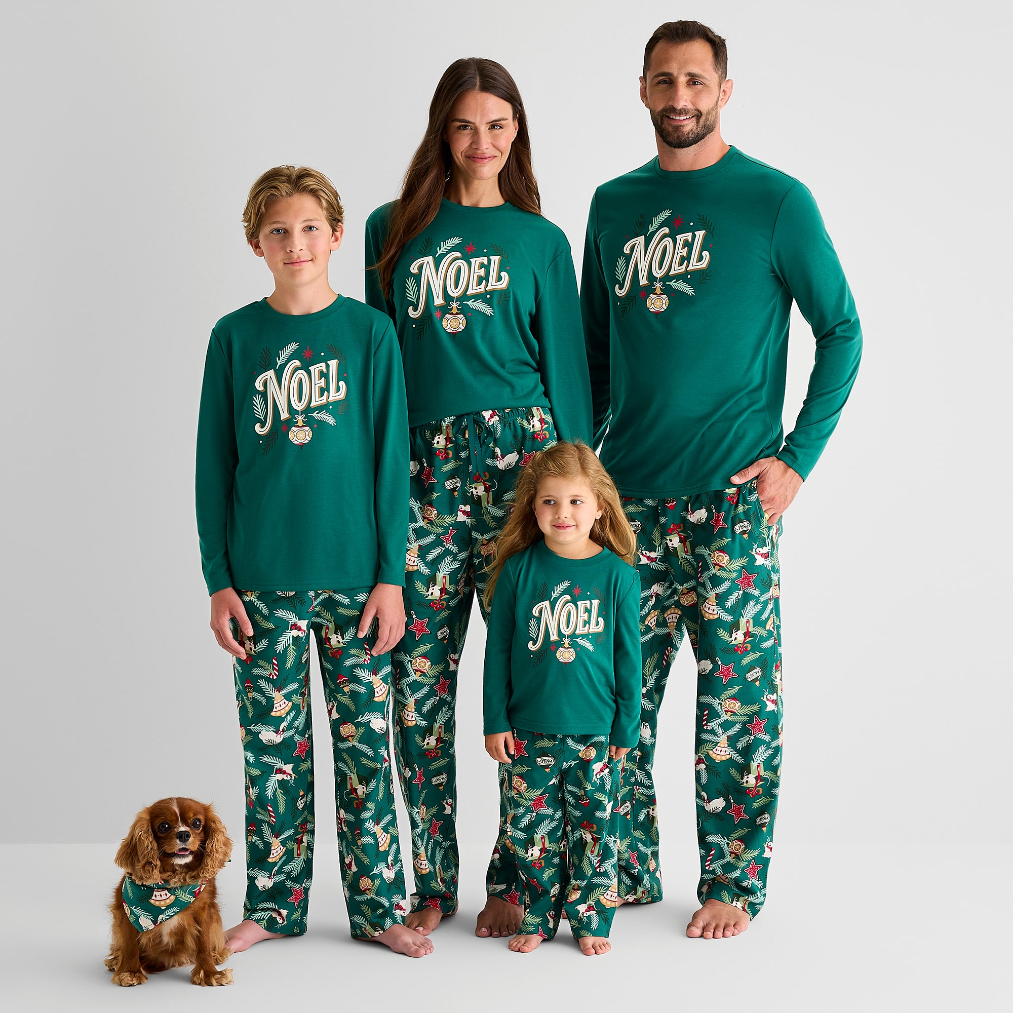 North Pole Trading Co. Unisex Adult Crew Neck Long Sleeve 2-pc. Pajama Set
