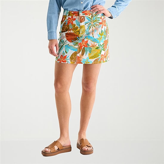 St. John's Bay Womens 4 1/2" Petite Chino Short
