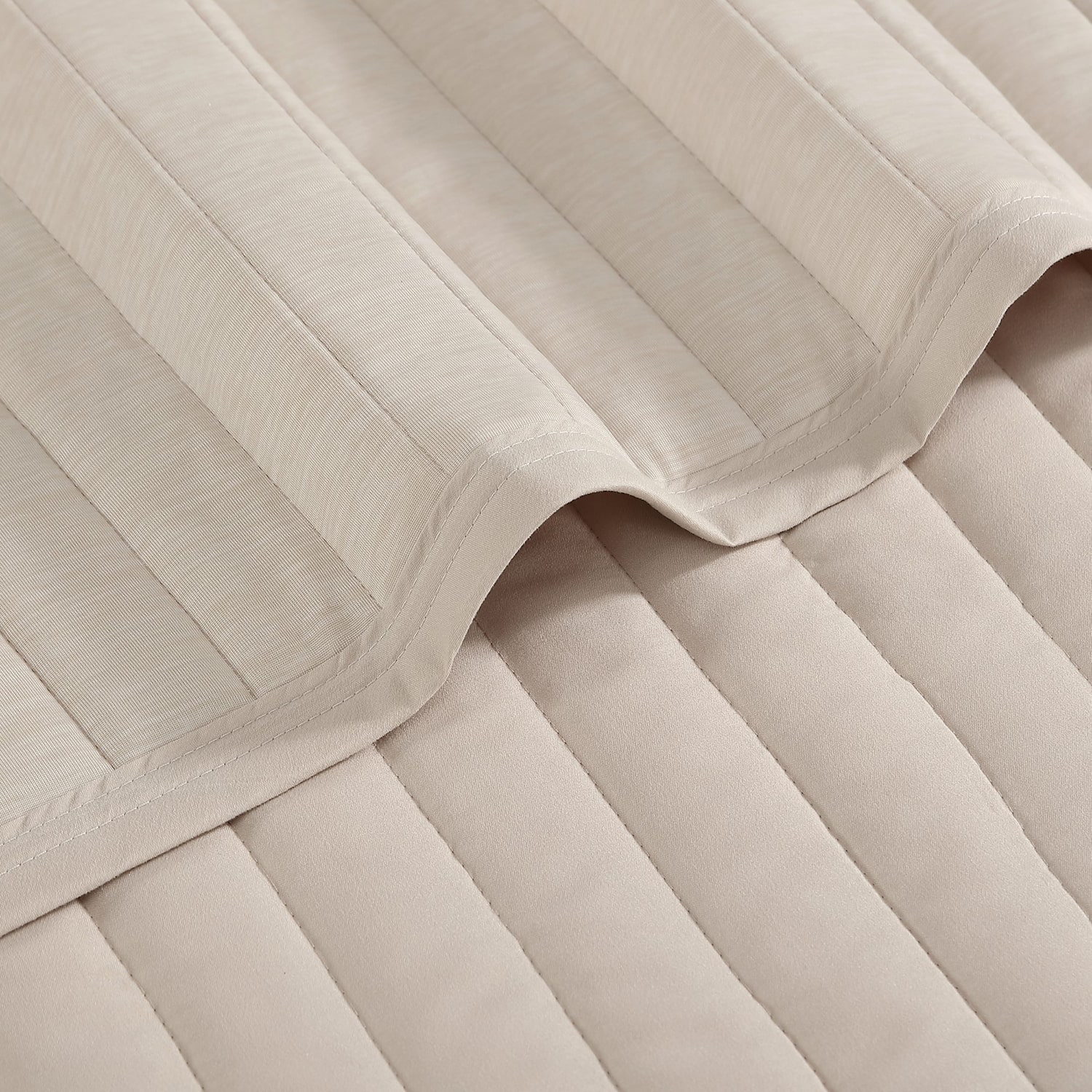 Swift Home Cooling Reversible Throw