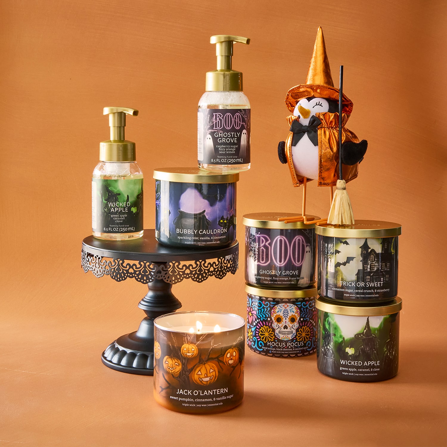 Distant Lands Wicked Apple 3-Wick Scented Jar Candle