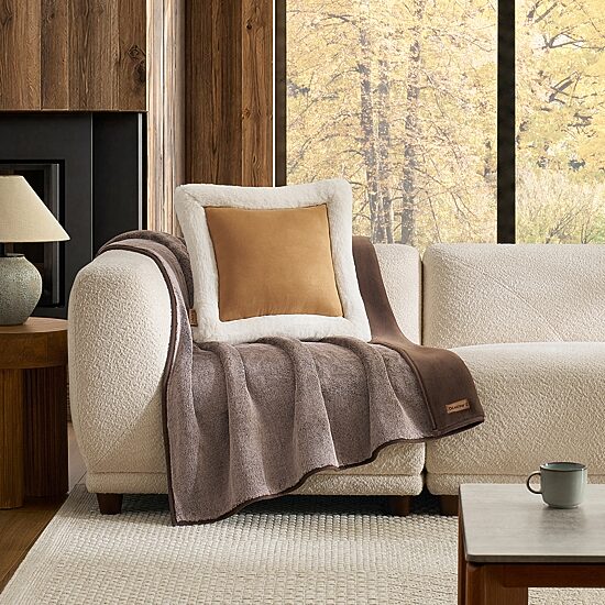 Bearpaw Mabel 20x20 Square Throw Pillow